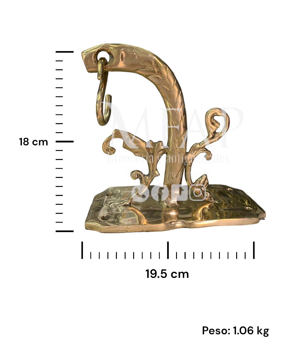 Colgador grande en bronce fundido