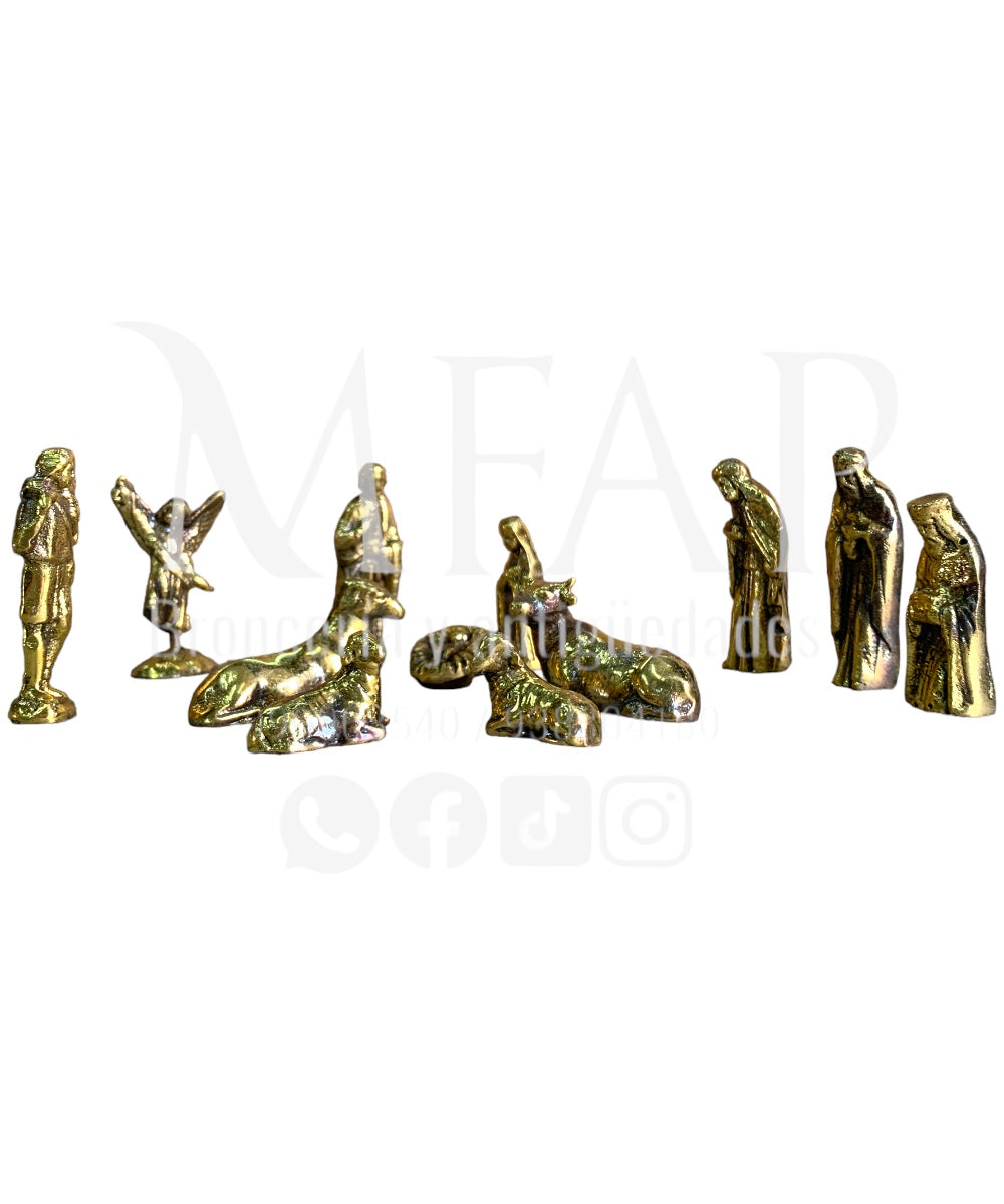 Nacimiento de 12 piezas mediano en bronce fundido 6 cm - Rebelión divina
