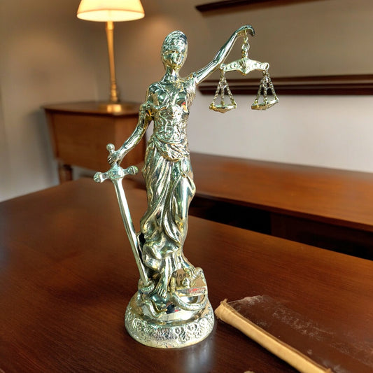 Dama de la justicia 38 cm en bronce fundido - Guardiana de la equidad DMGJ38