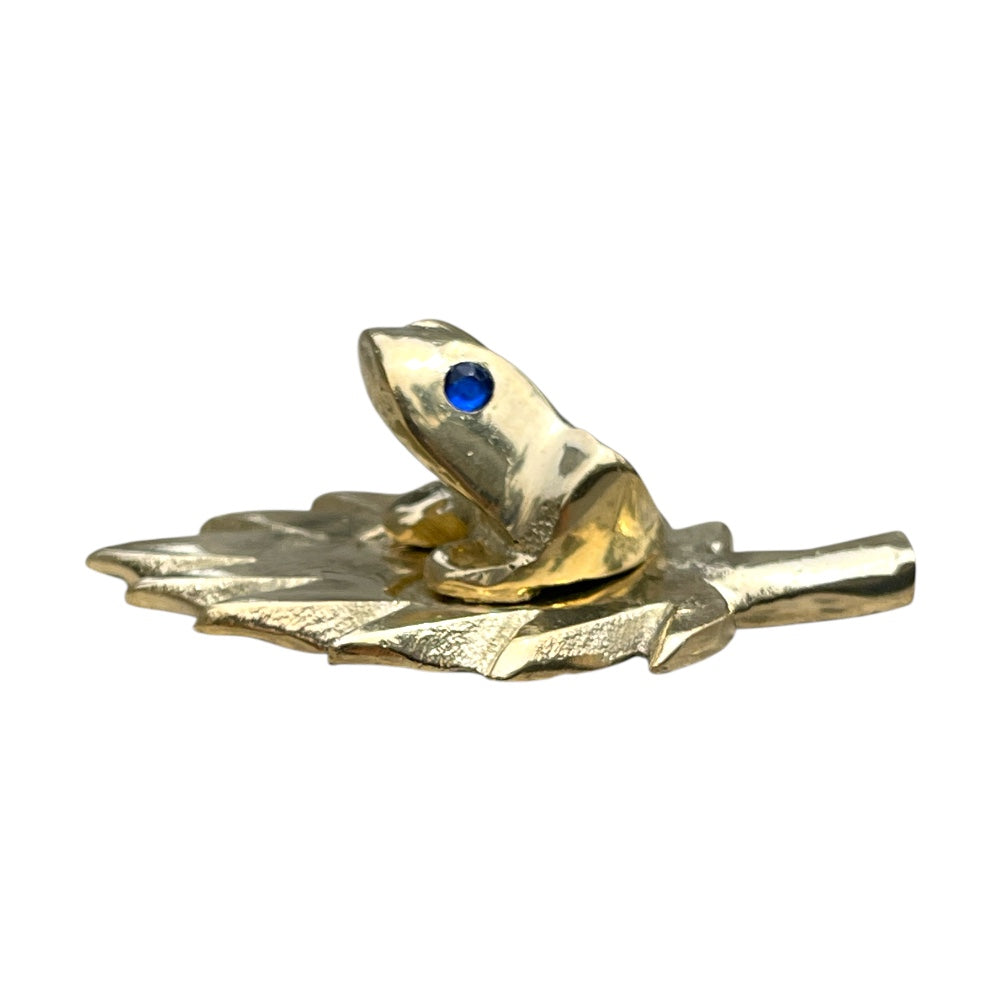 Sapito en Flor de Loto de bronce fundido 2.5 cm