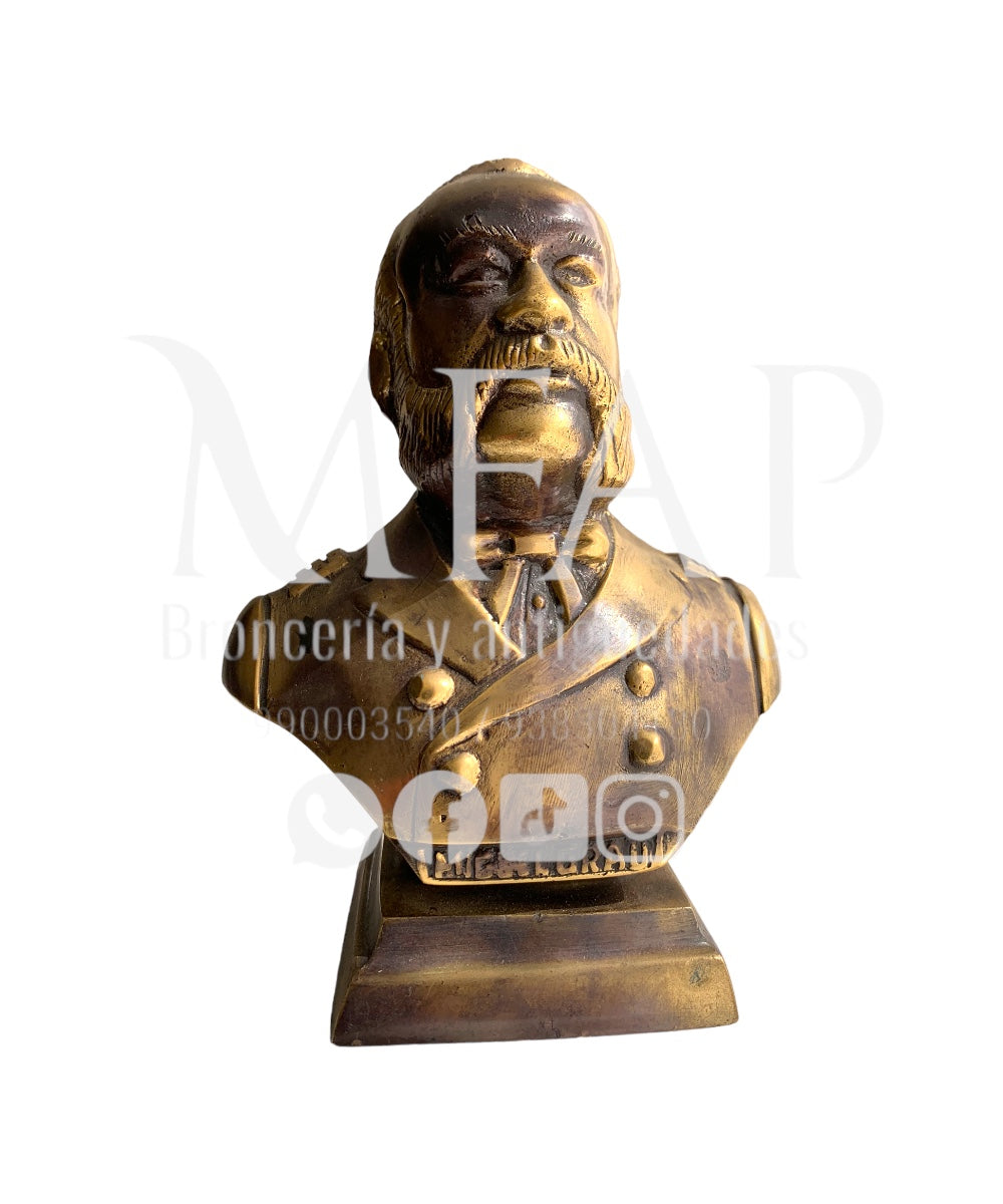 Busto en bronce fundido 16 cm - Miguel Grau grande