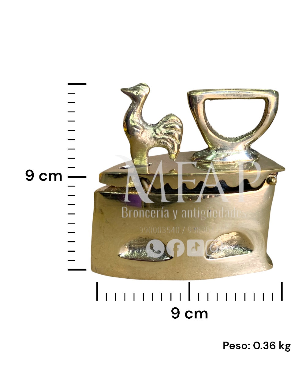 Luxe irum - plancha en bronce mediano 9 cm