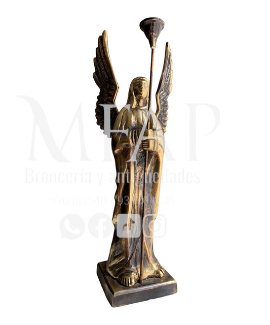 Protector divino - angel en bronce 29 cm