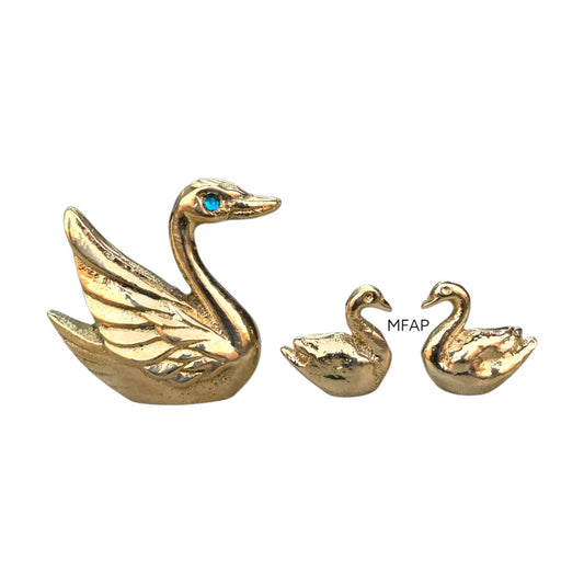Cisnes de Bronce | Mamá e Hijos