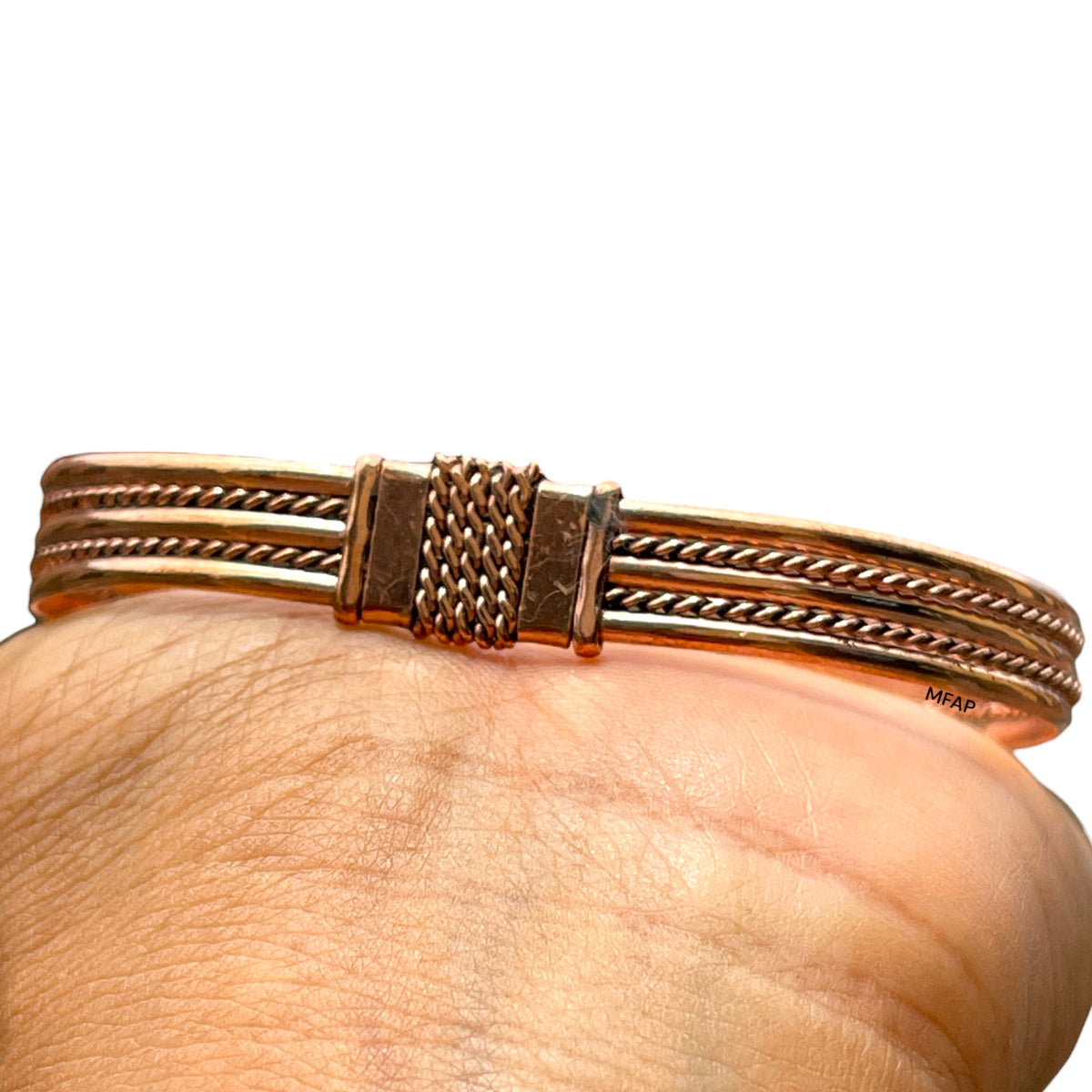 Trama  | Brazalete de Cobre